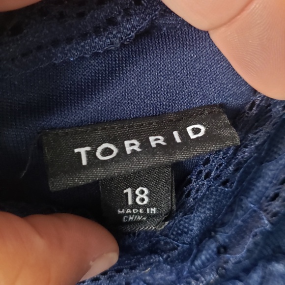 Torrid - Night beautiful Gown! - Picture 8 of 15